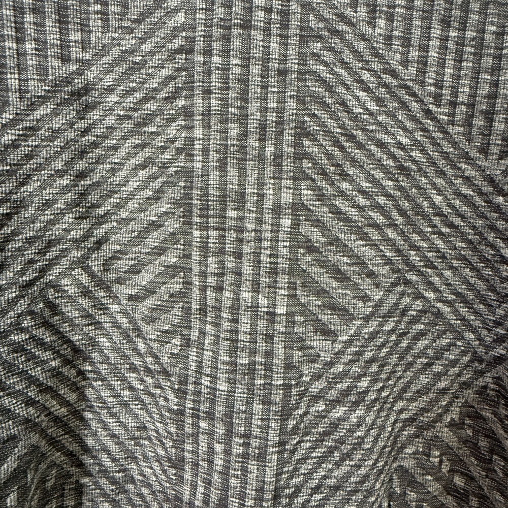 Lululemon Gray, Geometric Patterned Top - image 3